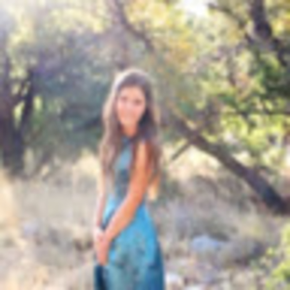 Meet your Posher, Elizabeth